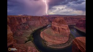 heres-a-view-of-a-storm-moving-through-the-horsehoe-bend-which-neighbors-the-grand-canyon-by-just-a-few-miles