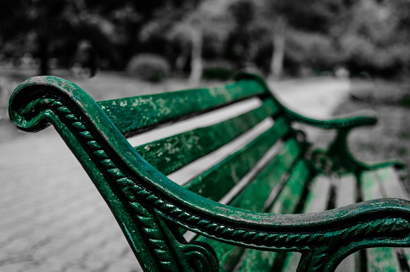 park-bench-338429_960_720.jpg