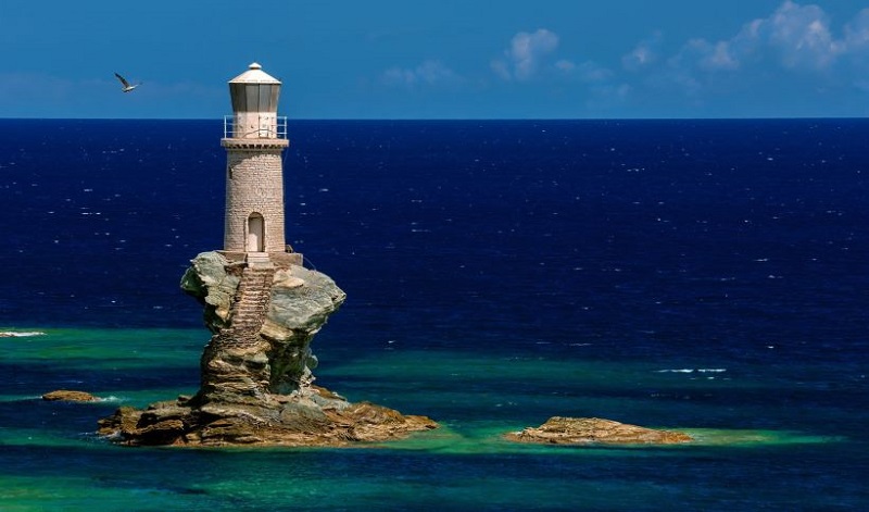 tourlitis-lighthouse-in-the-hora-of-andros