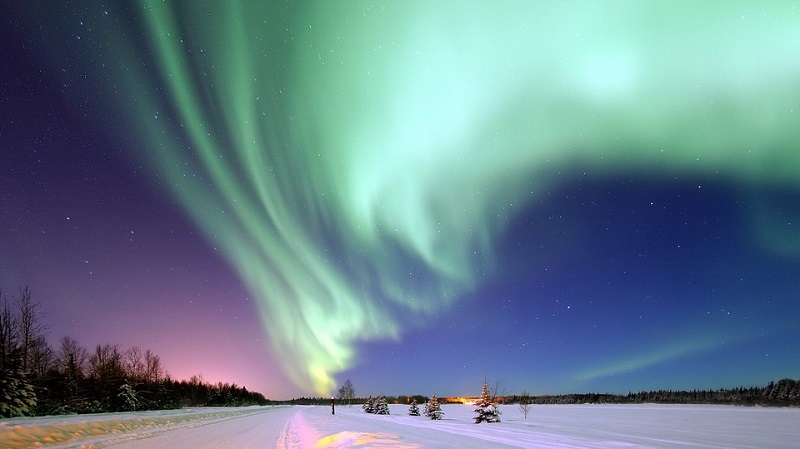aurora-borealis-1181004_960_720.jpg